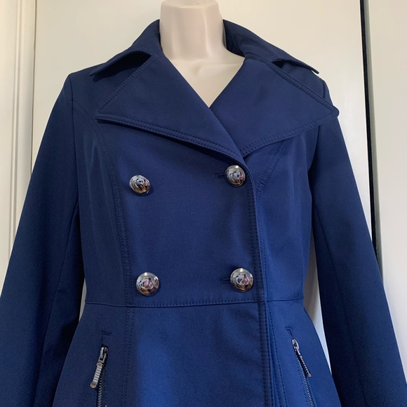 Kenneth Cole New York Double Breasted Raincoat - Picture 2 of 3